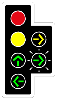 Traffic signal with multiple direction arrows — variant S15