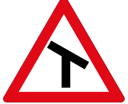 T-junction sign — variant W105