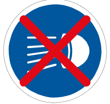 De-restriction sign - end of switch headlamps on instruction
